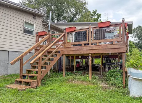 Exterior - 504 Mclean Ave, Cotter, AR 72626 photo 6 of 17