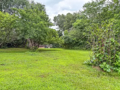 Exterior - 504 Mclean Ave, Cotter, AR 72626 photo 14 of 17