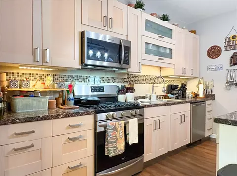 Kitchen - 504 Mclean Ave, Cotter, AR 72626 photo 3 of 3