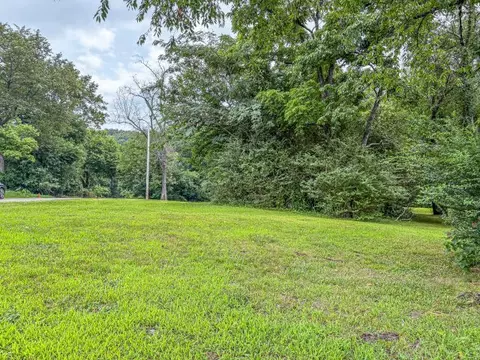 Exterior - 504 Mclean Ave, Cotter, AR 72626 photo 16 of 17