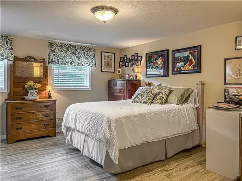 Bedroom - 504 Mclean Ave, Cotter, AR 72626 photo 2 of 4