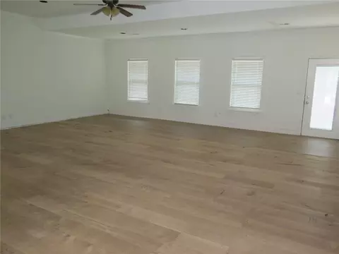 Living - 846 James Pl, West Fork, AR 72774 photo 1 of 7