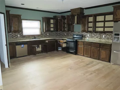 Kitchen - 846 James Pl, West Fork, AR 72774 photo 1 of 4