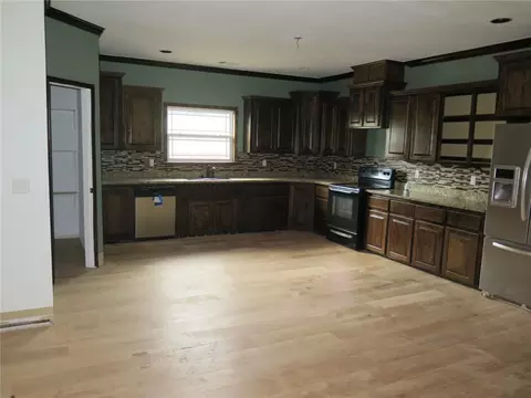 Kitchen - 846 James Pl, West Fork, AR 72774 photo 4 of 4