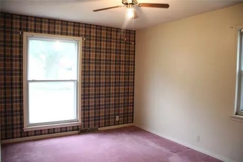 Bedroom - 402 Canaan Rd, Marshall, AR 72650 photo 6 of 6