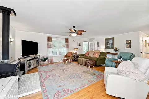 Living - 10230 S Marango Dr, Rogers, AR 72758 photo 2 of 2