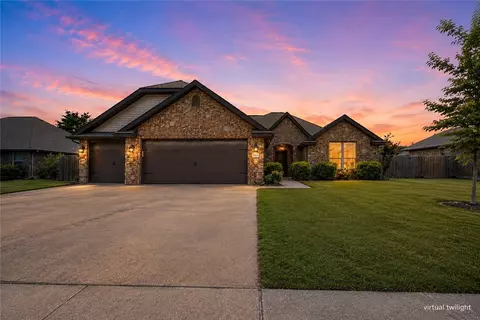 12504 Barranger Dr, Farmington, AR 72730