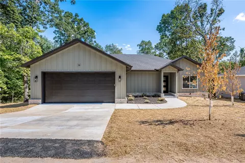20 Melling Ln, Bella Vista, AR 72715