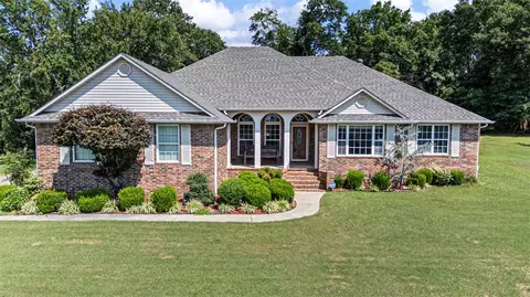 Exterior - 921 Waterfront Rd, Alma, AR 72921 photo 2 of 12