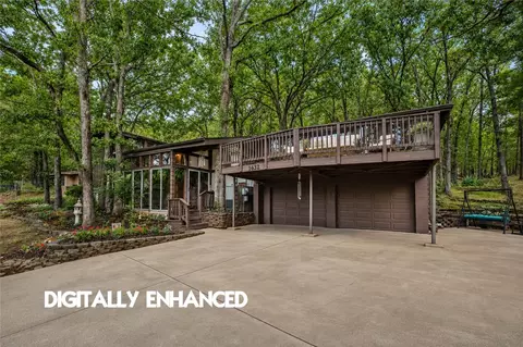1632 E 5th St, Fayetteville, AR 72701
