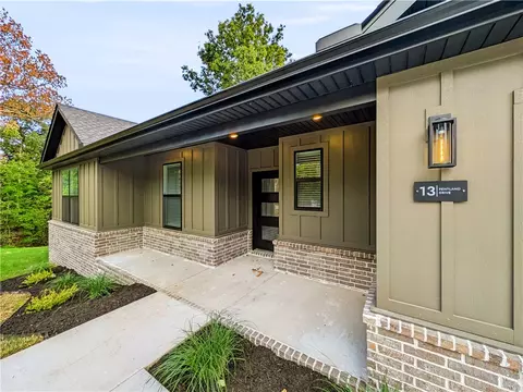 13 Pentland Dr, Bella Vista, AR 72715