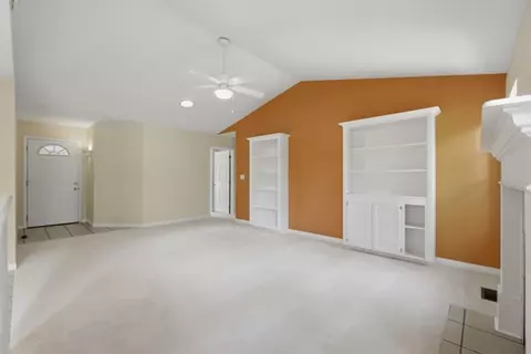 Living - 8 Cloud Dr, Eureka Springs, AR 72632 photo 5 of 5