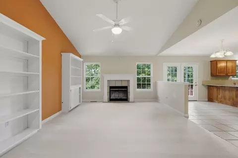 Living - 8 Cloud Dr, Eureka Springs, AR 72632 photo 1 of 5