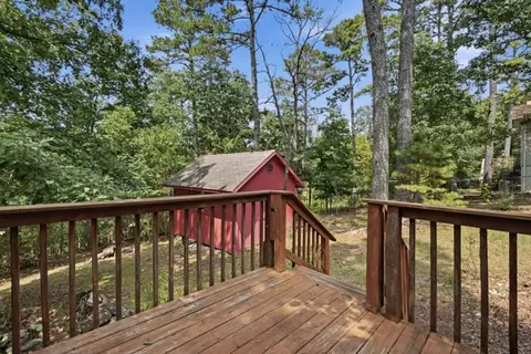 Exterior - 8 Cloud Dr, Eureka Springs, AR 72632 photo 6 of 9