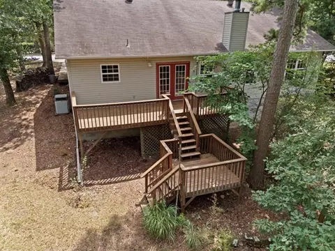 Exterior - 8 Cloud Dr, Eureka Springs, AR 72632 photo 7 of 9