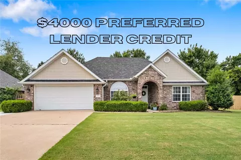 4377 Ravenwood Ln, Springdale, AR 72762