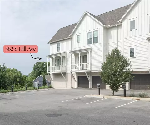 382 S Hill Ave, Fayetteville, AR 72701