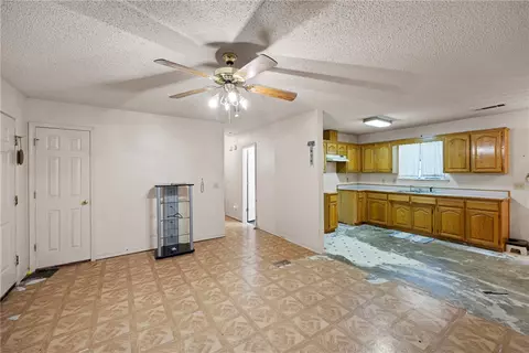 Living - 75 Hamilton Rd, Hector, AR 72843 photo 3 of 5