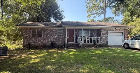 2501 W 2nd St, Russellville, AR 72801