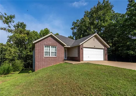 10 Portpatrick Ln, Bella Vista, AR 72715