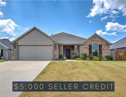 4479 W Topeka Ave, Fayetteville, AR 72704
