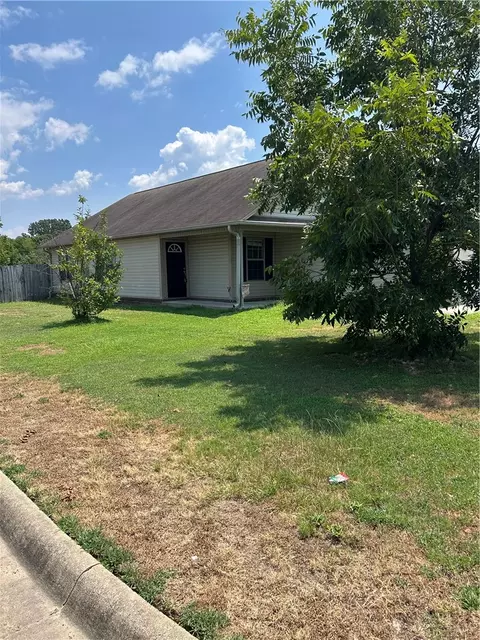1209 S Pittsburg Ave, Russellville, AR 72802