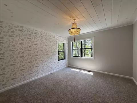 Bedroom - 821 E Washington Ave, Harrison, AR 72601 photo 5 of 6