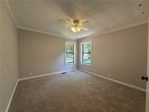 Bedroom - 821 E Washington Ave, Harrison, AR 72601 photo 3 of 6