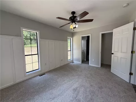 Bedroom - 821 E Washington Ave, Harrison, AR 72601 photo 2 of 6