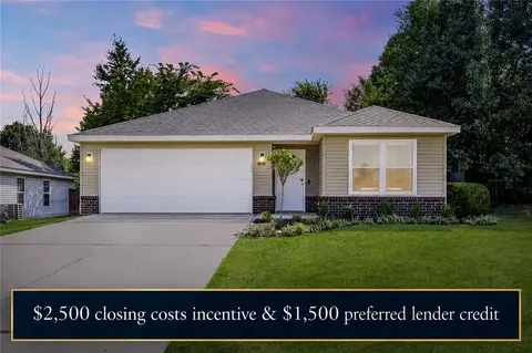 819 Tunbridge Dr, Bentonville, AR 72712