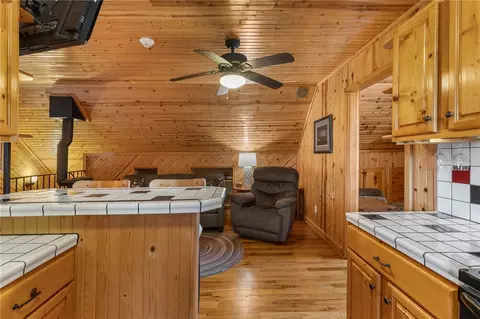 Kitchen - 571 Wildrose Dr, Omaha, AR 72662 photo 7 of 7