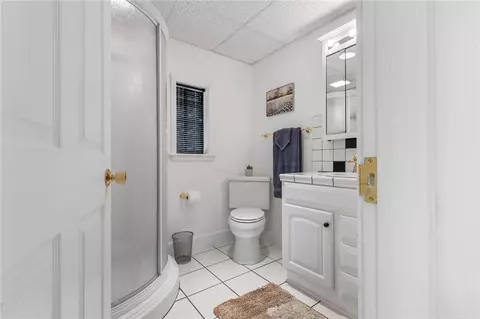 Bath - 571 Wildrose Dr, Omaha, AR 72662 photo 3 of 4