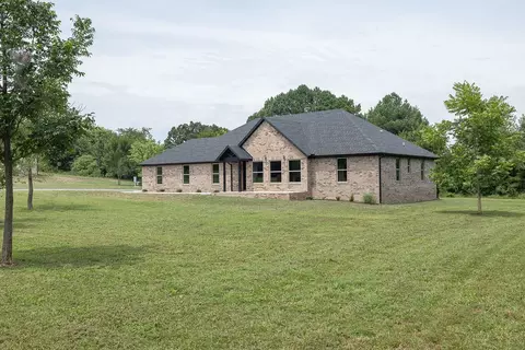 216 Oneal Ln, Elkins, AR 72727