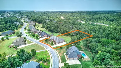 View/Area - 3511 Oak Tree Dr, Centerton, AR 72719 photo 2 of 7