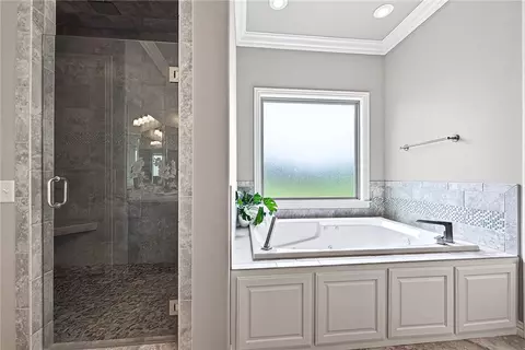 Bath - 3511 Oak Tree Dr, Centerton, AR 72719 photo 2 of 5