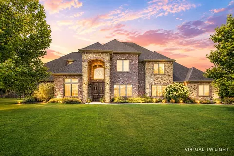 Exterior - 3511 Oak Tree Dr, Centerton, AR 72719 photo 5 of 5