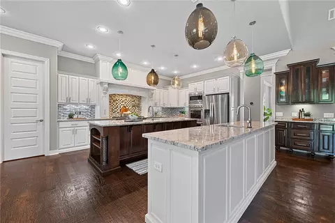 Kitchen - 3511 Oak Tree Dr, Centerton, AR 72719 photo 5 of 5