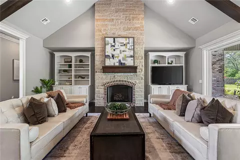 Living - 3511 Oak Tree Dr, Centerton, AR 72719 photo 1 of 2