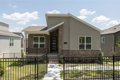 2942 N Old Wire Rd, Fayetteville, AR 72703