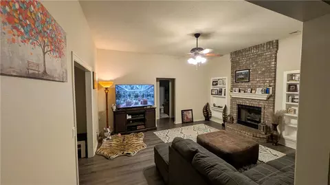 Living - 708 Cherokee Dr, Gentry, AR 72734 photo 4 of 4