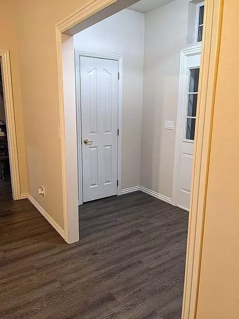 Entry Way - 708 Cherokee Dr, Gentry, AR 72734 photo 2 of 2