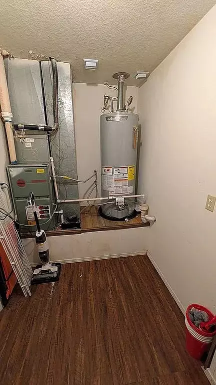 Other - 708 Cherokee Dr, Gentry, AR 72734 photo 5 of 8