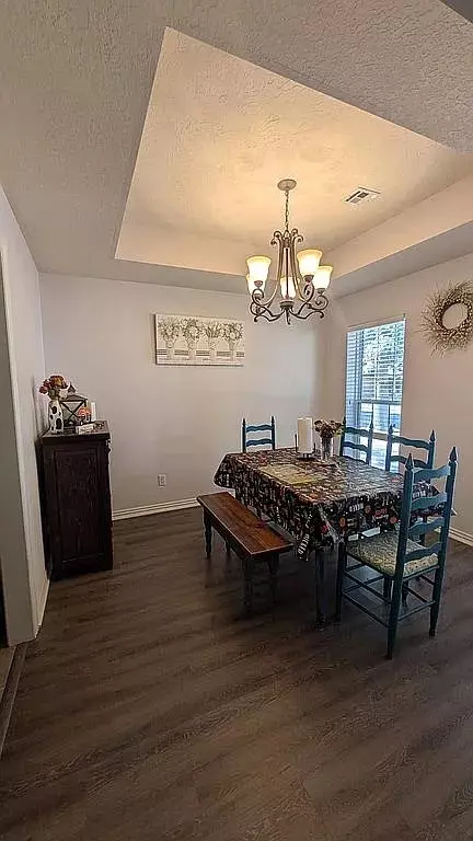 Dining - 708 Cherokee Dr, Gentry, AR 72734 photo 2 of 2