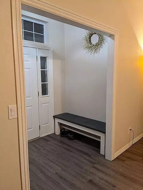 Entry Way - 708 Cherokee Dr, Gentry, AR 72734 photo 1 of 2