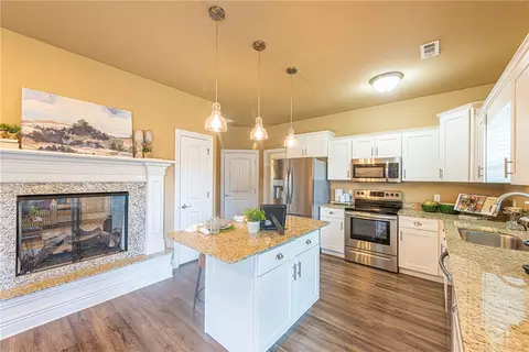 Kitchen - 501 Harness Ln, West Fork, AR 72774 photo 1 of 2