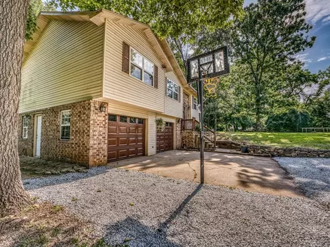Exterior - 4058 Valley Rd, Harrison, AR 72601 photo 15 of 16