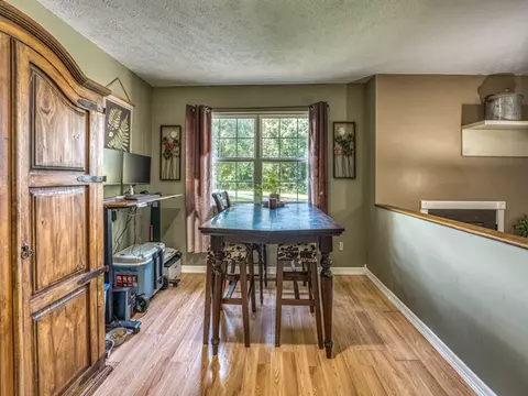 Dining - 4058 Valley Rd, Harrison, AR 72601 photo 1 of 1