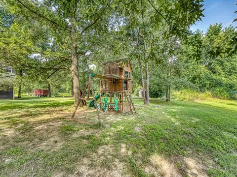 Exterior - 4058 Valley Rd, Harrison, AR 72601 photo 9 of 16