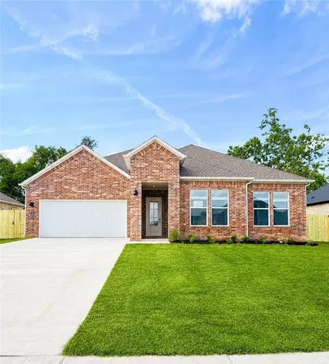 5397 Annika Ave, Springdale, AR 72762