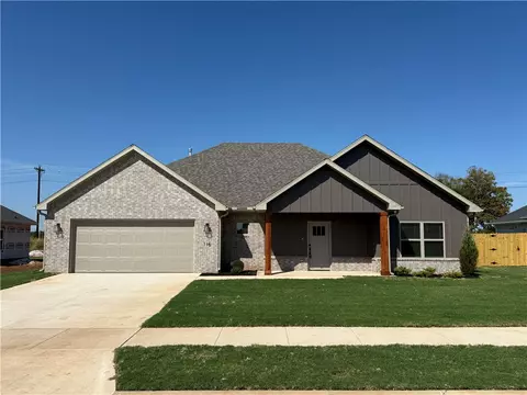 116 W Gilpin St, Farmington, AR 72730